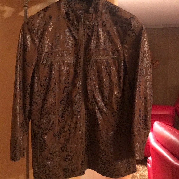 Jacket - Picture 1 of 3